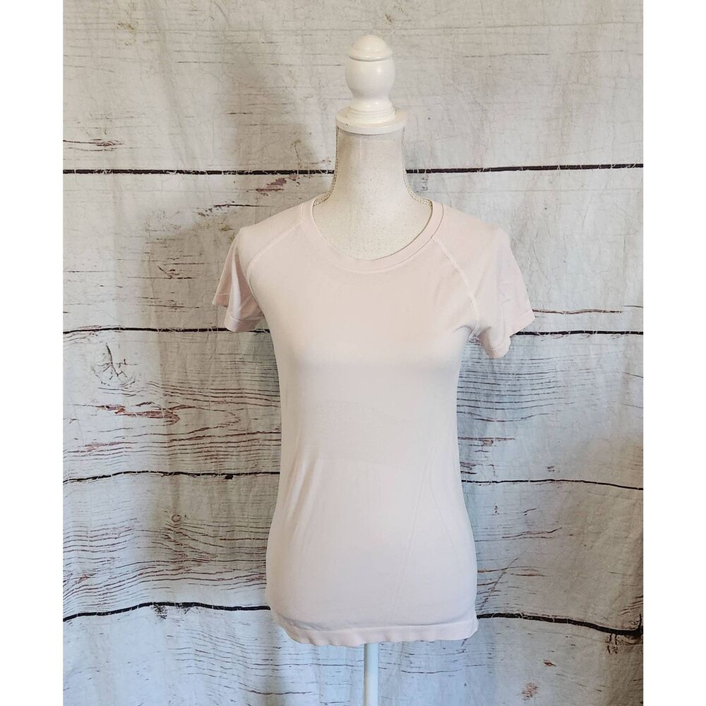 Athleta Momentum Sleeveless Tee Size Small